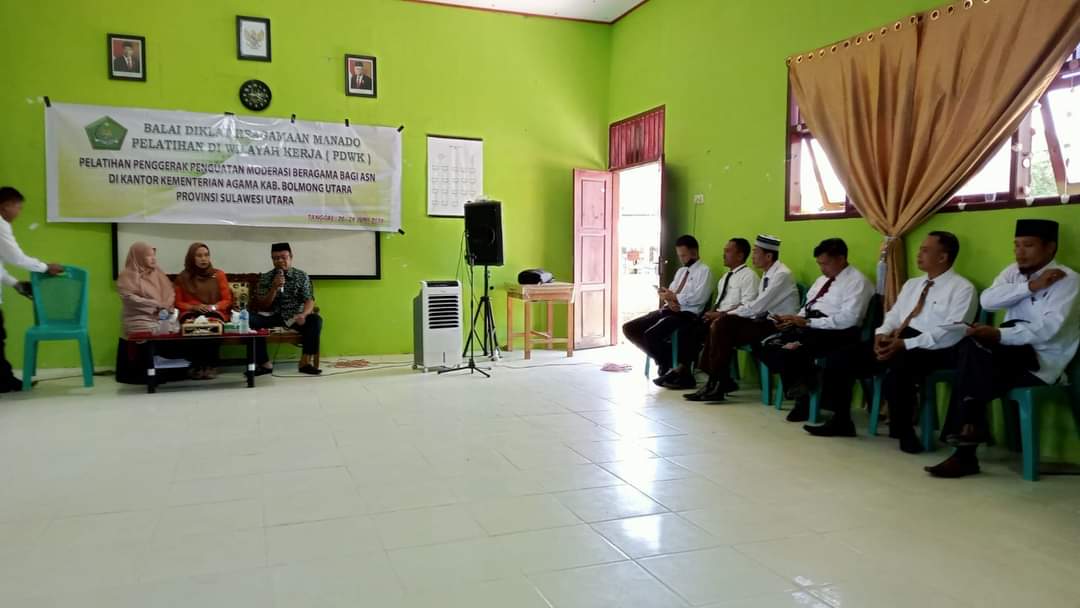 Peserta tenaga pendidik diwilayah kementrian agama kabupaten bolaang mongondow utara yang ikut pada pelatihan