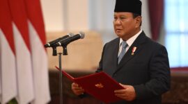 Presiden RI Prabowo Subianto saat berpidato dalam Sidang Kabinet Paripurna yang berlangsung di Istana Negara, Jakarta, pada Rabu (6/11/2024) kemarin