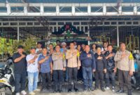 Polres Minahasa Selatan bersama wartawan saat kegiatan ‘Jumpa Pers’ di Rumah Makan Panorama Laut, Kelurahan Pondang, Kecamatan Amurang Timur, Kabupaten Minsel Rabu (4/12/2024). 