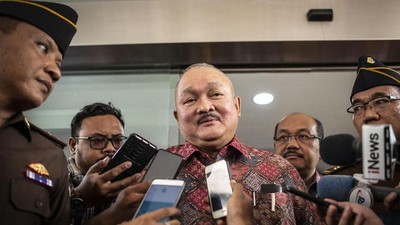Mantan Gubernur Sumatera Selatan, Alex Noerdin, resmi ditetapkan sebagai tersangka oleh Kejaksaan Tinggi Sumsel 