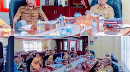 Bupati Sirajudin Lasena bersama Wakil Bupati Aditya Pontoh bersama jajaran OPD saat mengikuti rakor pengendalian inflasi secara virtual, fokus menyelaraskan strategi daerah dengan program nasional demi menjaga stabilitas harga dan kesejahteraan masyarakat Boltara.