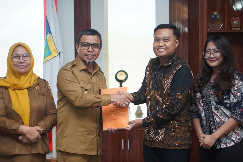 Bupati Boltara didampingi jajaran OPD saat menerima hasil sementara pemeriksaan BPK RI, sebagai bagian dari penyempurnaan menuju laporan final.