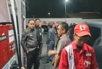 Wali Kota Kotamobagu bersama jajaran TNI-Polri melakukan pemeriksaan di SPBU Pontodon menyusul temuan pengisian Biosolar dalam jumlah besar menggunakan dump truck dan tandon.