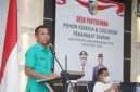 Plt. Bupati Boltara Moh. Aditya Pontoh saat memberikan arahan dalam Desk Penyusunan Pohon Kinerja dan Cascading Kinerja Perangkat Daerah Tahun 2025–2029.